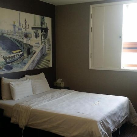 Gwangmyeong Rampart Hotel מראה חיצוני תמונה