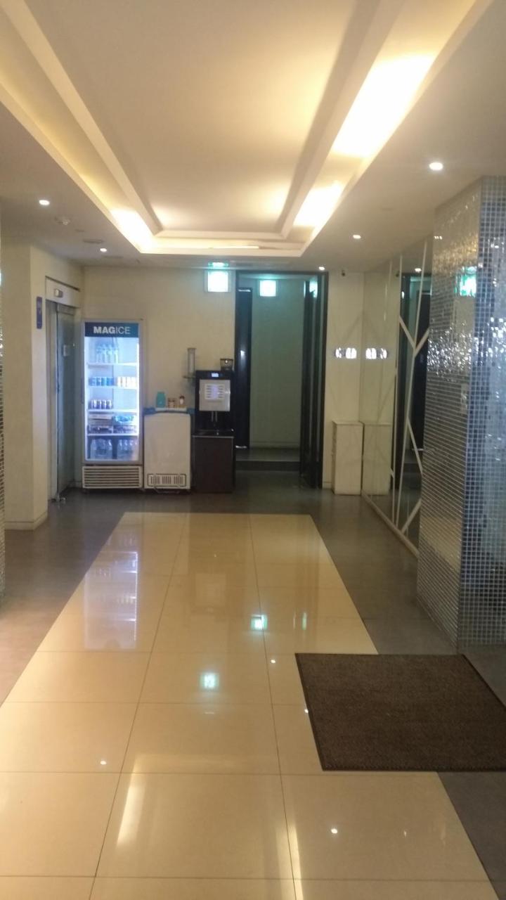 Gwangmyeong Rampart Hotel מראה חיצוני תמונה